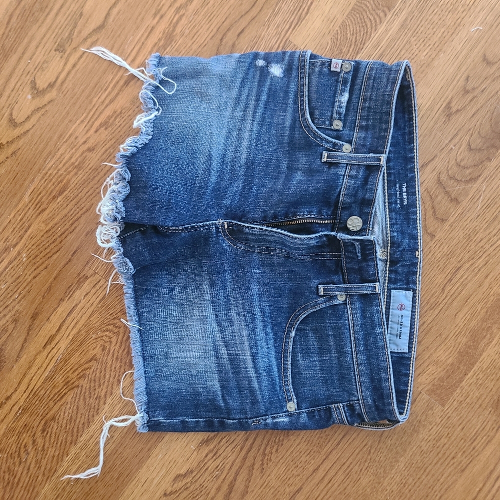 AG Jean short 27